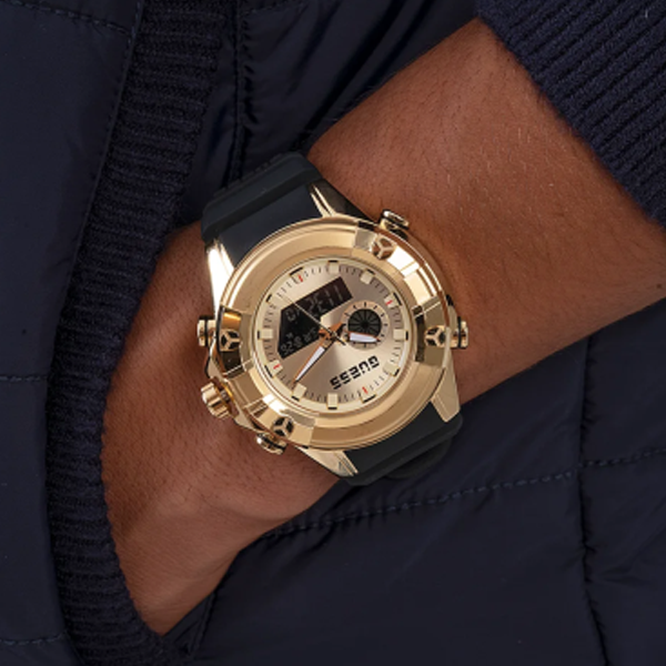 GUESS gold 9