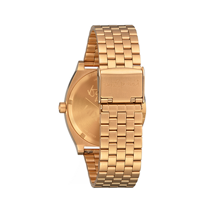 NIXON nan 3
