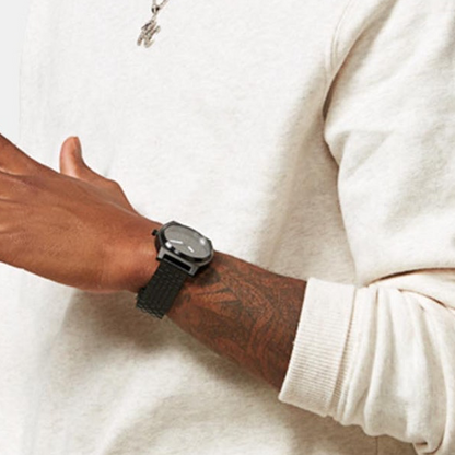 NIXON black 21