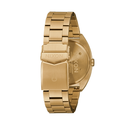 NIXON white 4