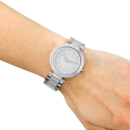 DKNY nan 4
