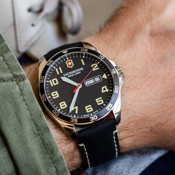 VICTORINOX nan 4