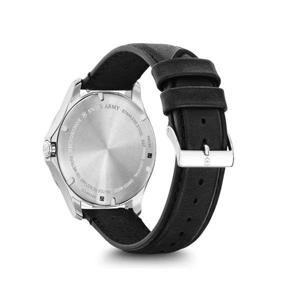 VICTORINOX black 3